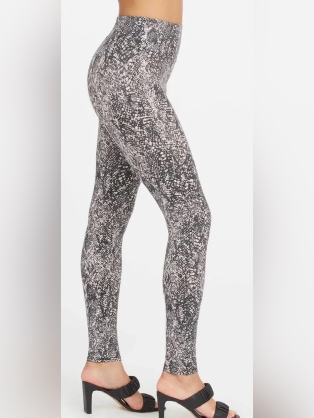 SPANX® Faux Leather Snake Shine Leggings (M)